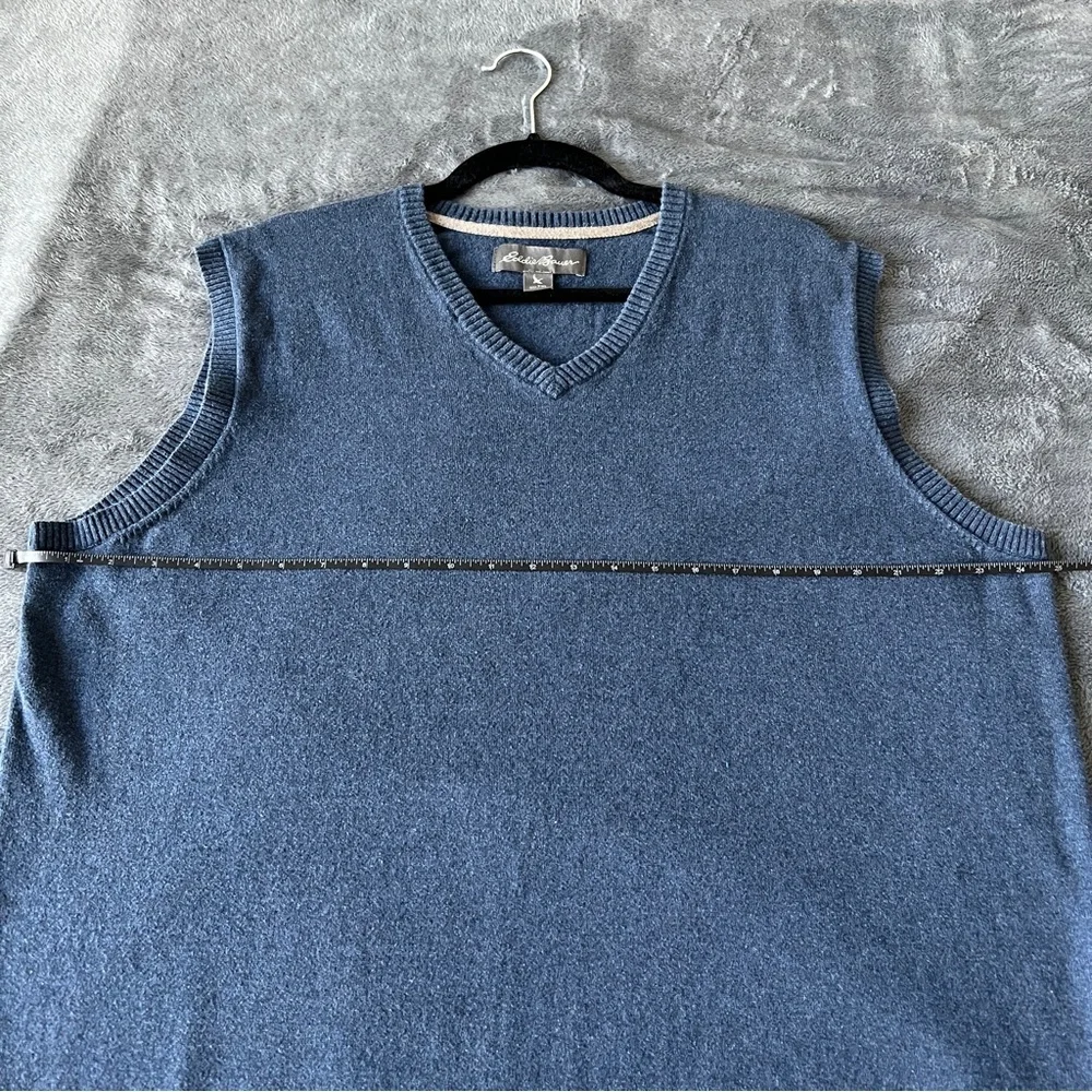 ✨Eddie Bauer Men's V-Neck Blue Sweater Vest